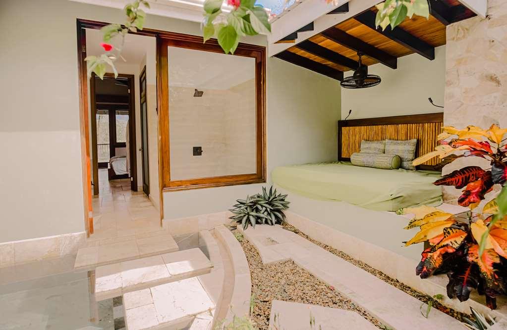 Sleeping Giant Rainforest Lodge Бельмопан Экстерьер фото