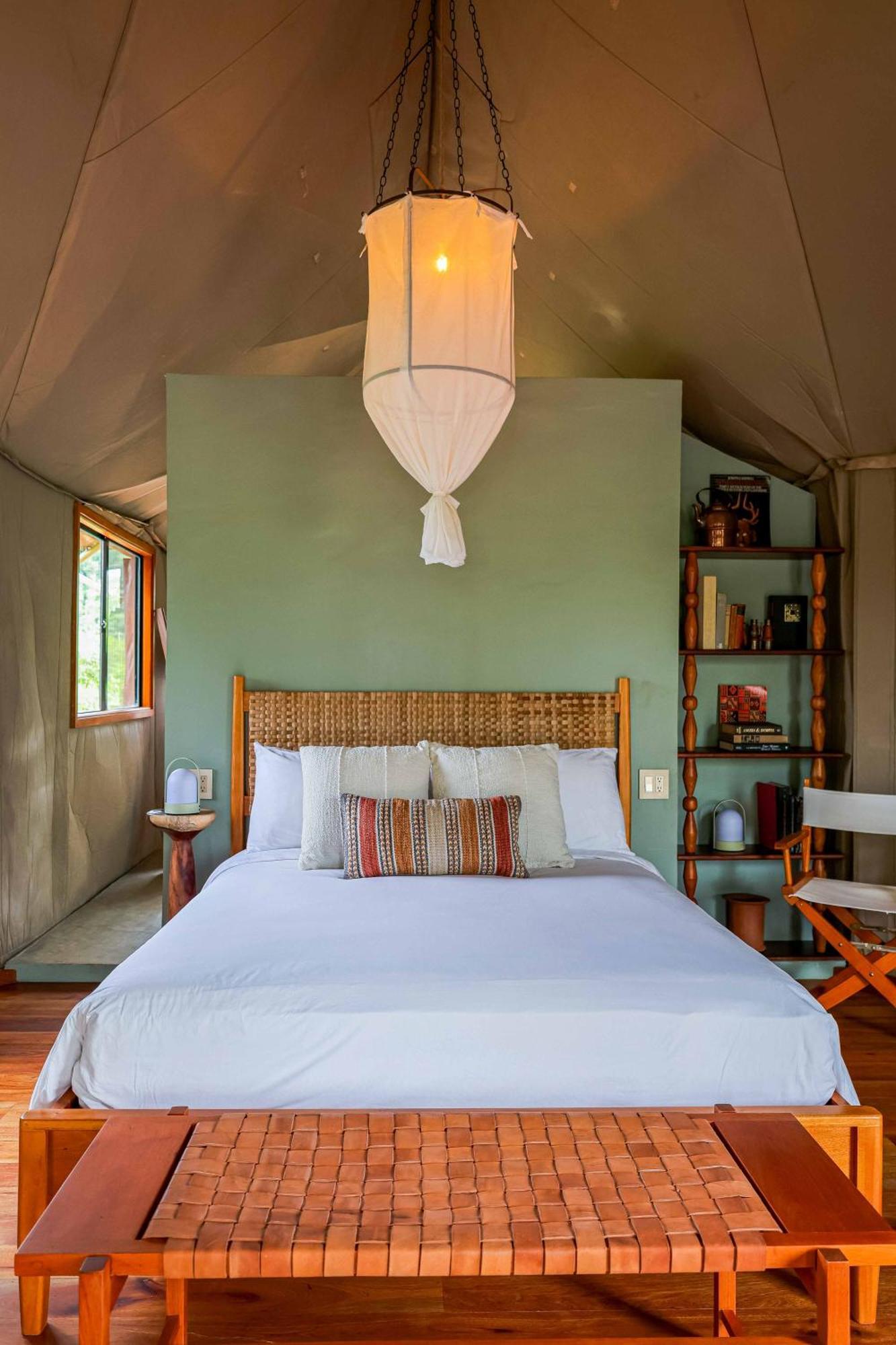 Sleeping Giant Rainforest Lodge Бельмопан Экстерьер фото