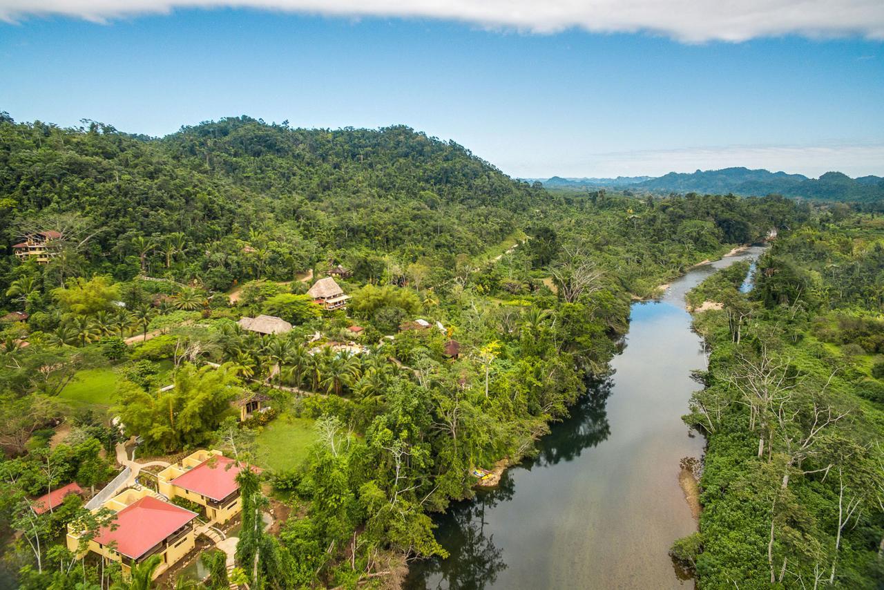 Sleeping Giant Rainforest Lodge Бельмопан Экстерьер фото