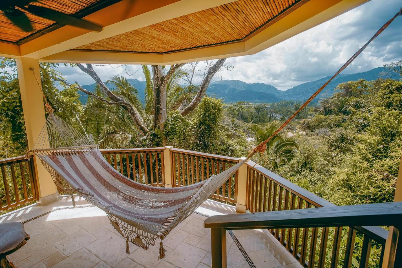 Sleeping Giant Rainforest Lodge Бельмопан Экстерьер фото