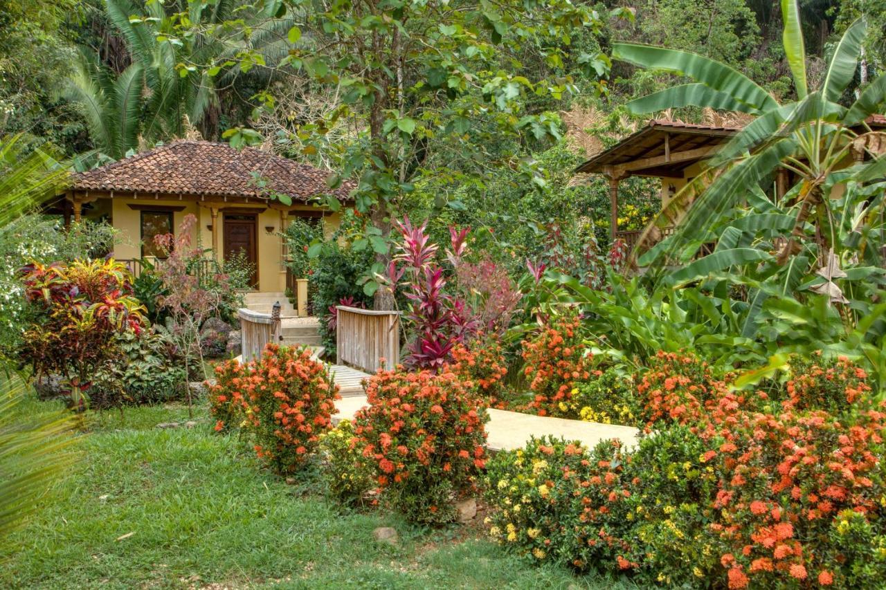 Sleeping Giant Rainforest Lodge Бельмопан Экстерьер фото